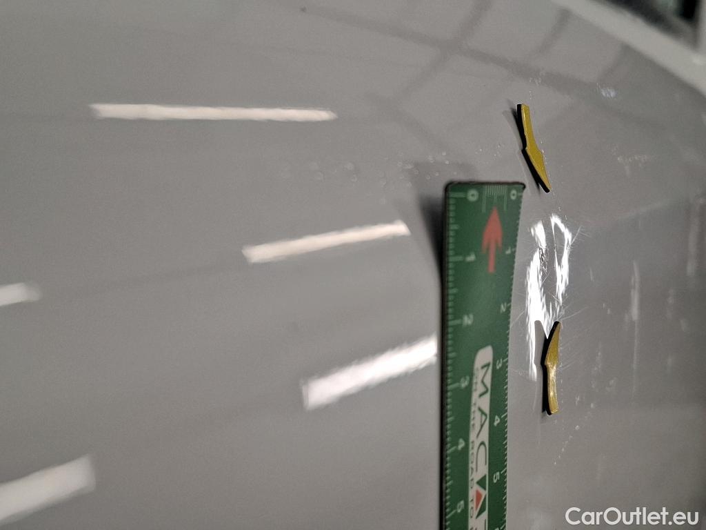  Renault  Kangoo RENAULT  Express / 2013 / 4P / Fourgonnette Extra R-Link dCi 75 #52