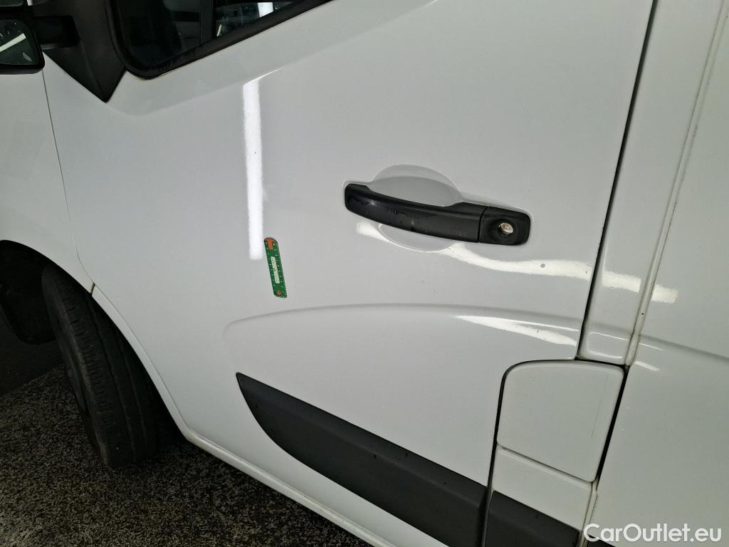  Renault  Master RENAULT  / 2019 / 4P / Fourgon tôlé CA Tr GCF F3300 L2H2 dCi 135 #15