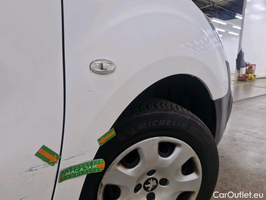  Peugeot  Partner  L1 Premium Pack 1.6 HDi 100CV BVM5 E6 #31