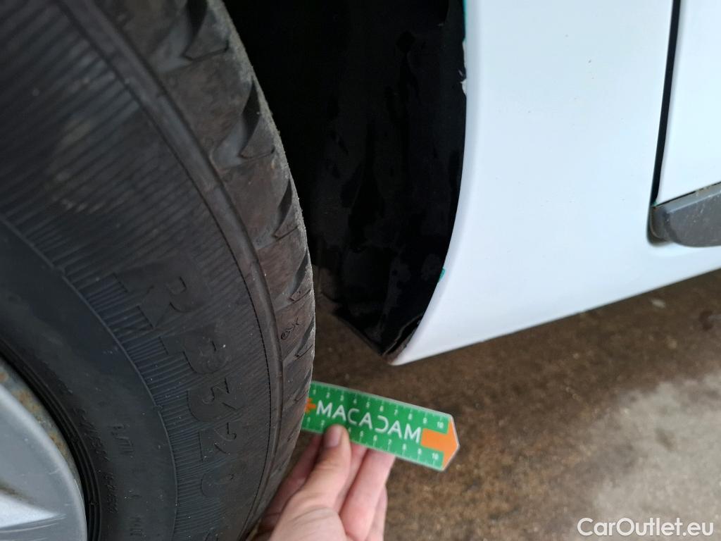  Renault  Clio  IV Air MediaNav 1.5 dCi 75CV BVM5 E6 #26