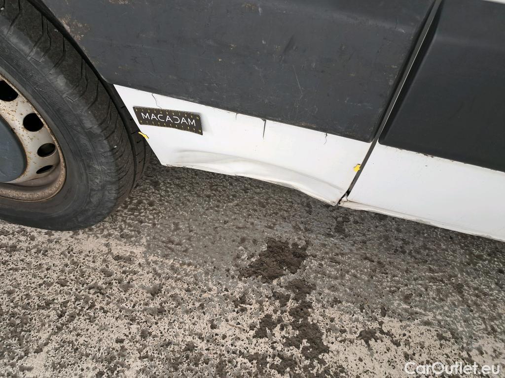  Renault  Master RENAULT  VU 4p Fourgon FG-CF TRAC 3500 L2H2 Energy dCi 125 #4