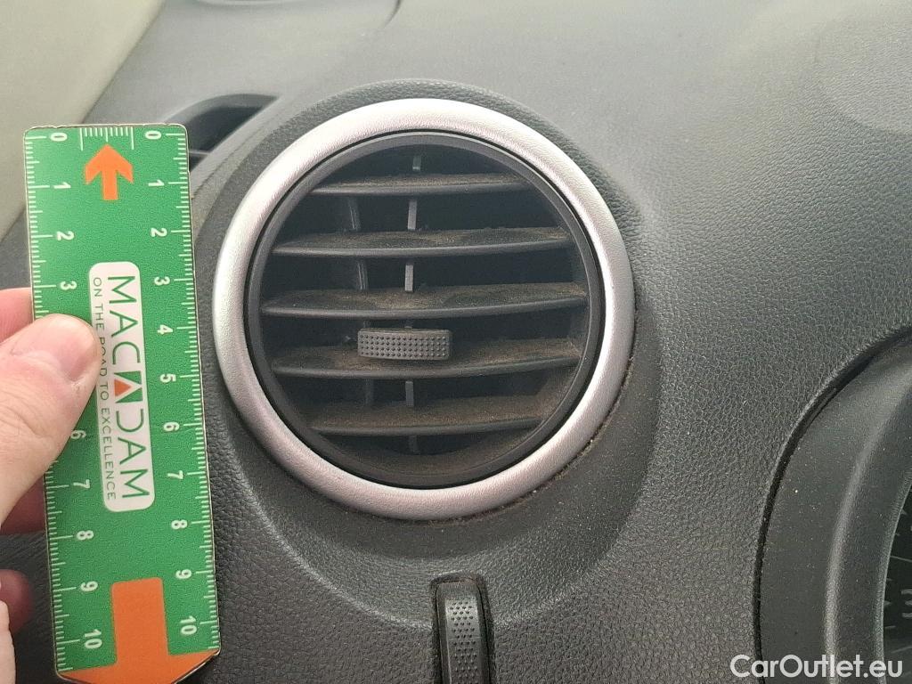  Renault  Kangoo RENAULT  Express / 2013 / 4P / Fourgonnette Extra R-Link dCi 75 #25