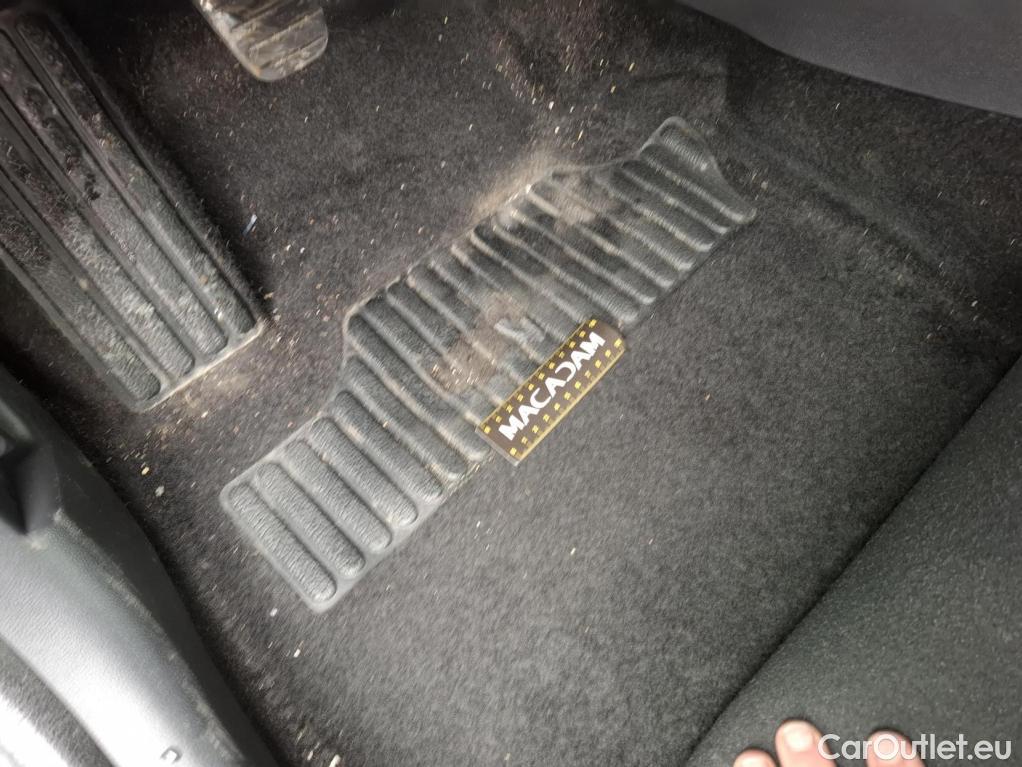  Renault  Clio  IV Air MediaNav 1.5 dCi 75CV BVM5 E6 #5