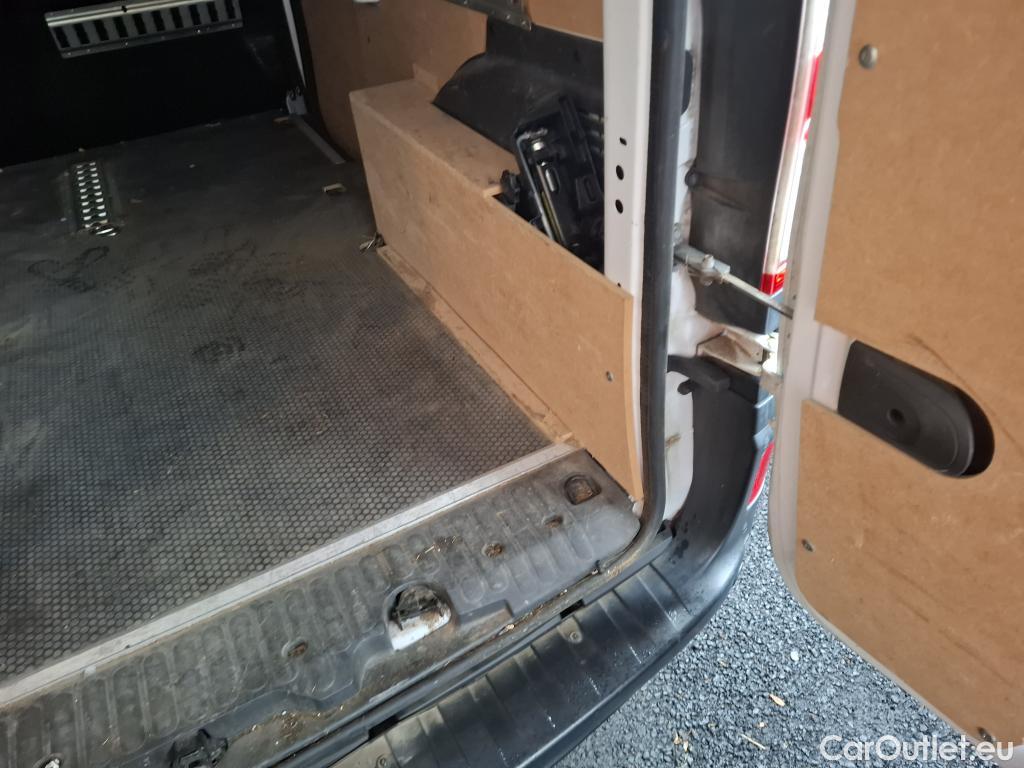  Renault  Kangoo  II Express Maxi Extra (Série Spéciale) 1.5 dCi 95CV BVM6 E6dT #32