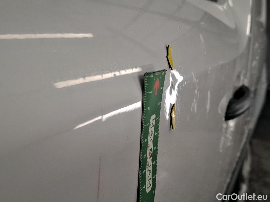  Renault  Kangoo RENAULT  Express / 2013 / 4P / Fourgonnette Extra R-Link dCi 75 #50