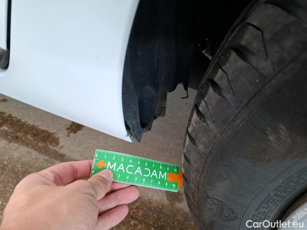  Renault  Clio  IV Air MediaNav 1.5 dCi 75CV BVM5 E6 #29