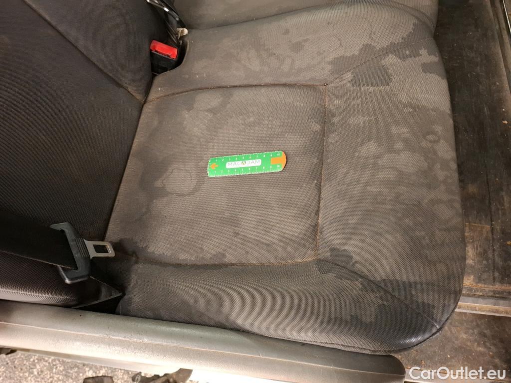  Renault  Master RENAULT  VU 4p Fourgon CA CF F3500 L2H2 dCi 100 #54