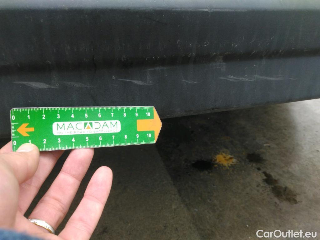  Renault  Trafic RENAULT  / 2019 / 4P / Fourgon tole NV FG GCF L2H2 1200 Energy dCi 145 #25