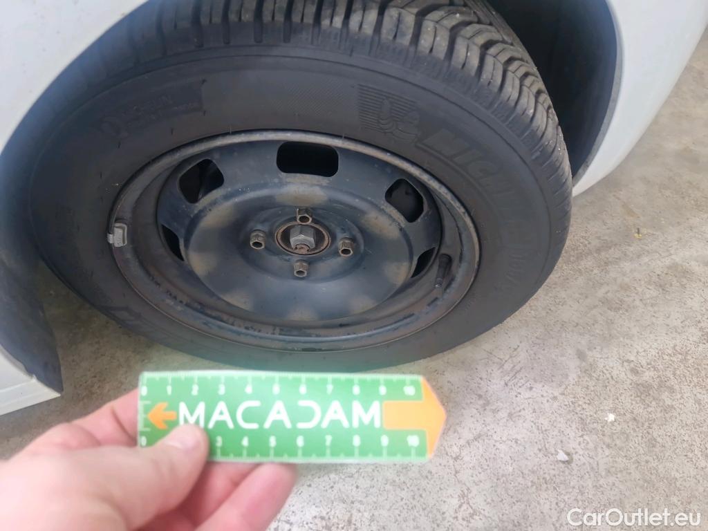  Peugeot  208 PEUGEOT  Affaire / 2015 / 5P / Berline BlueHDi 100 PREMIUM PACK #12