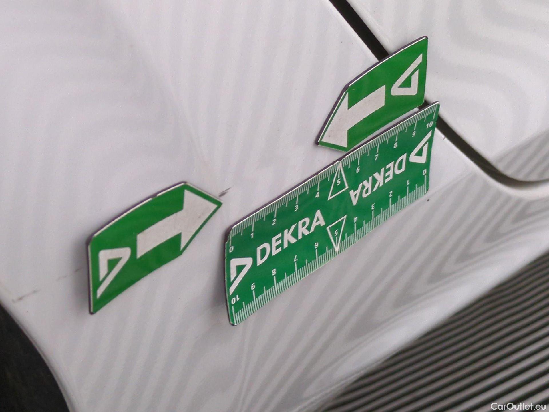  Peugeot  208  Affaire Premium 1.6 HDi 75CV BVM5 E6 #10