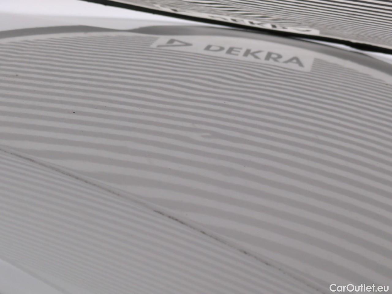  Peugeot  208  Affaire Premium 1.6 HDi 75CV BVM5 E6 #12