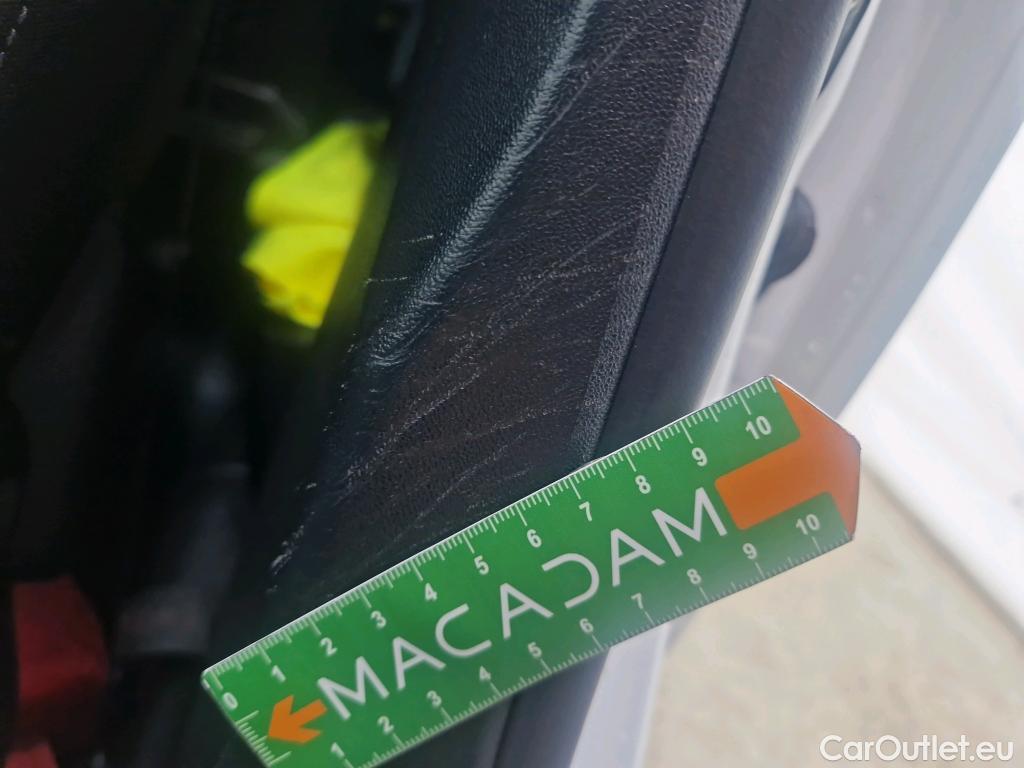  Peugeot  208  Affaire Premium Pack 1.5 HDi 100CV BVM6 E6dT #18