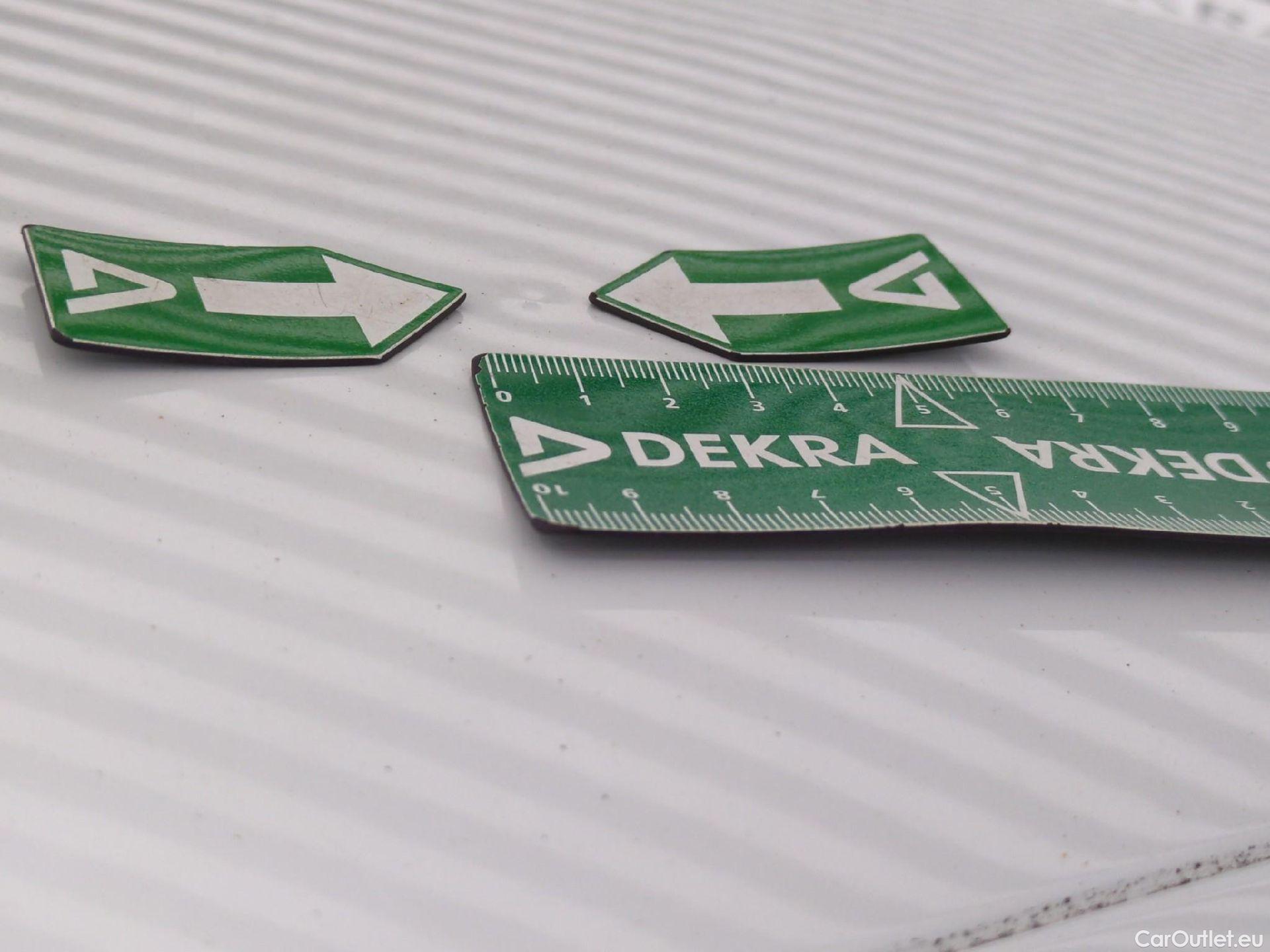  Peugeot  208  Affaire Premium 1.6 HDi 75CV BVM5 E6 #17