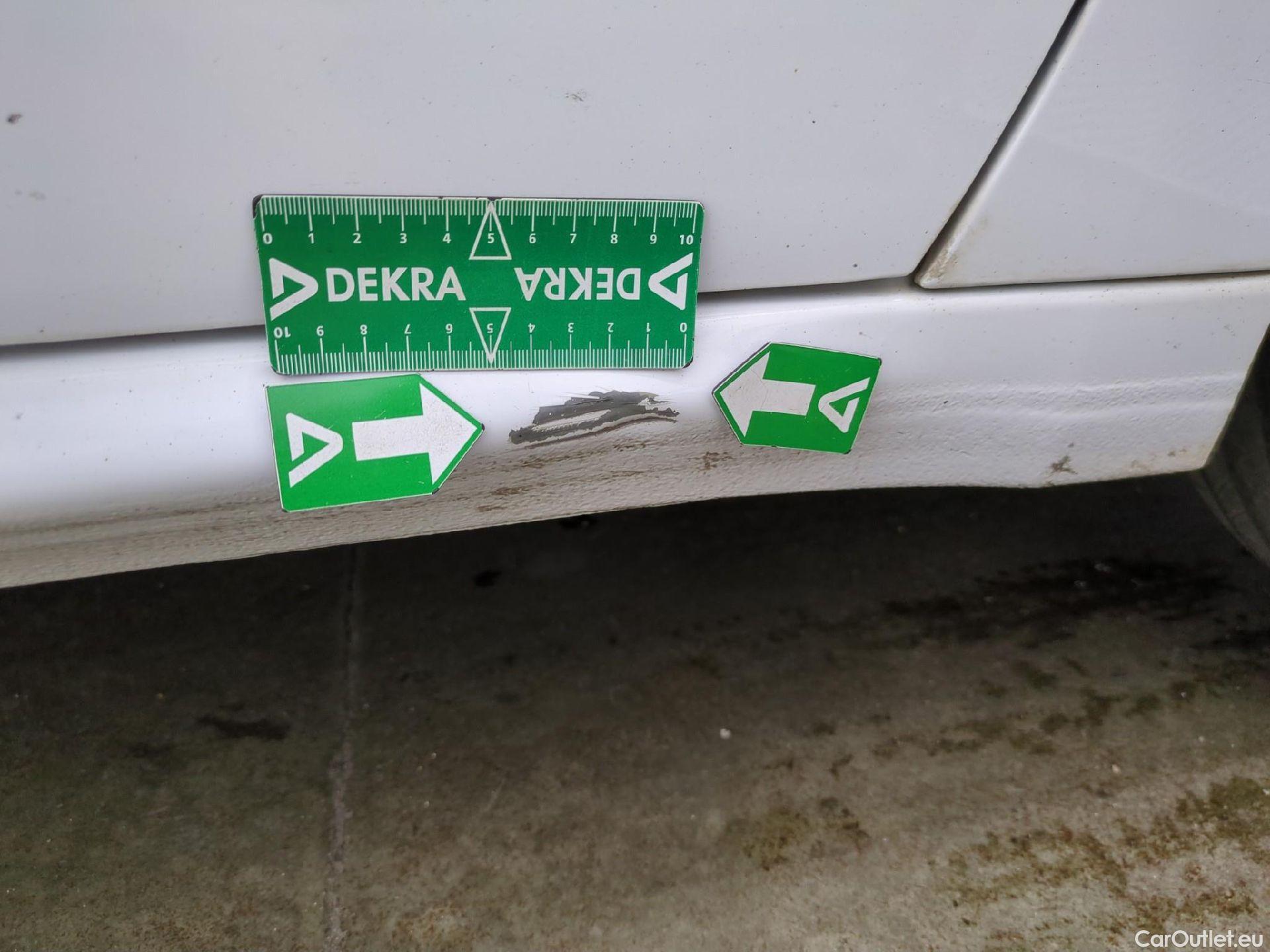  Peugeot  208  Affaire Premium 1.6 HDi 75CV BVM5 E6 #18