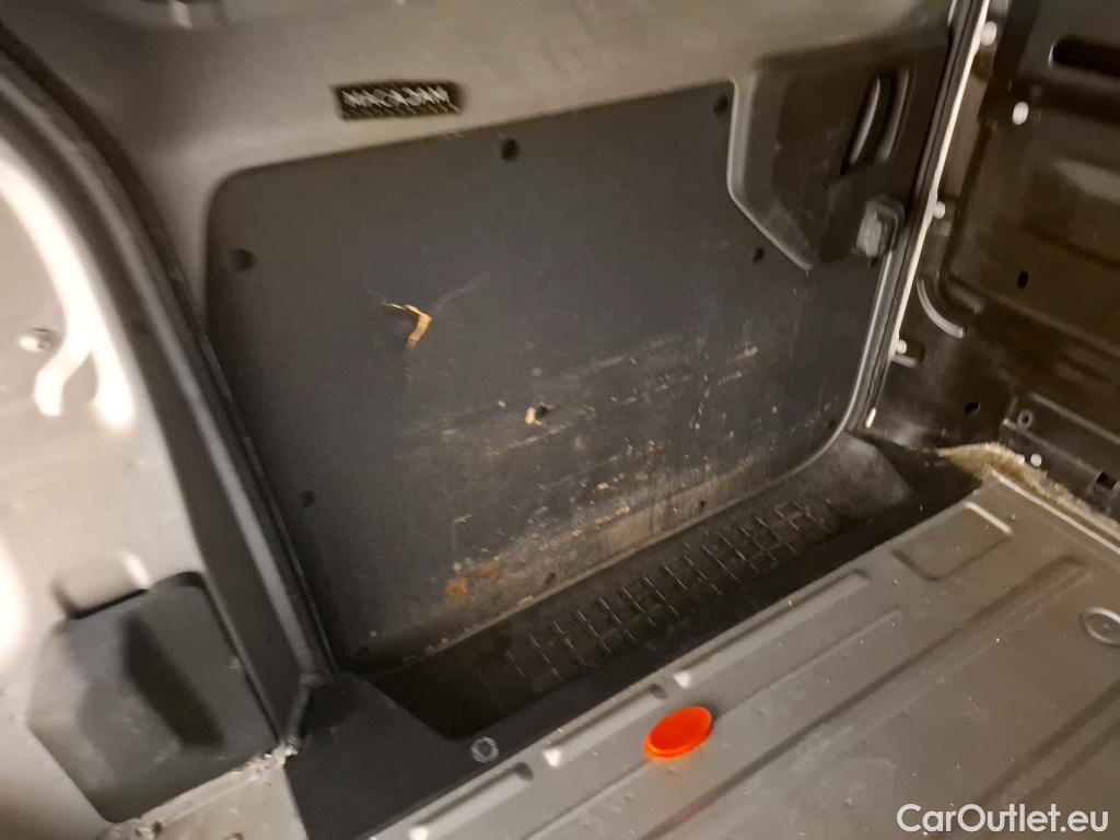  Peugeot  Expert  Fourgon Asphalt L2 2.0 HDi 120CV BVM6 E6dT #18