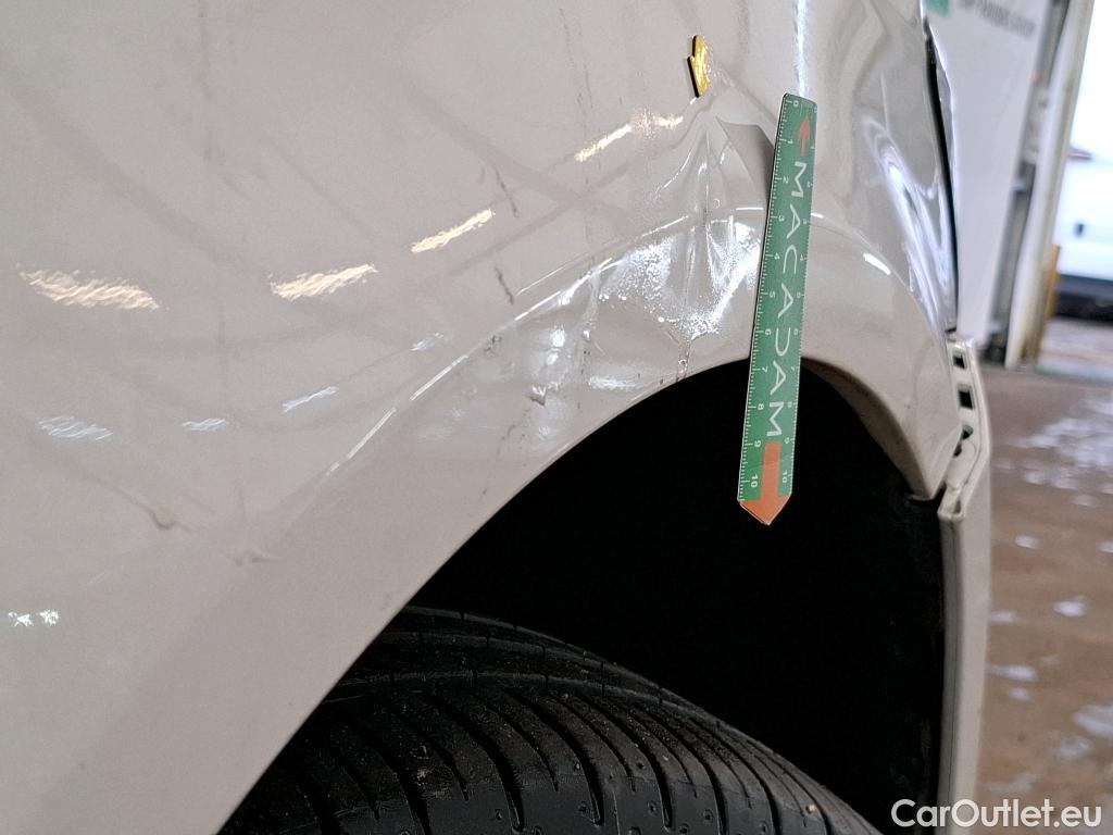  Volkswagen  Caddy VOLKSWAGEN  Van  2015  4P  Fourgonnette 20 TDI 75 Business Line Plus #35