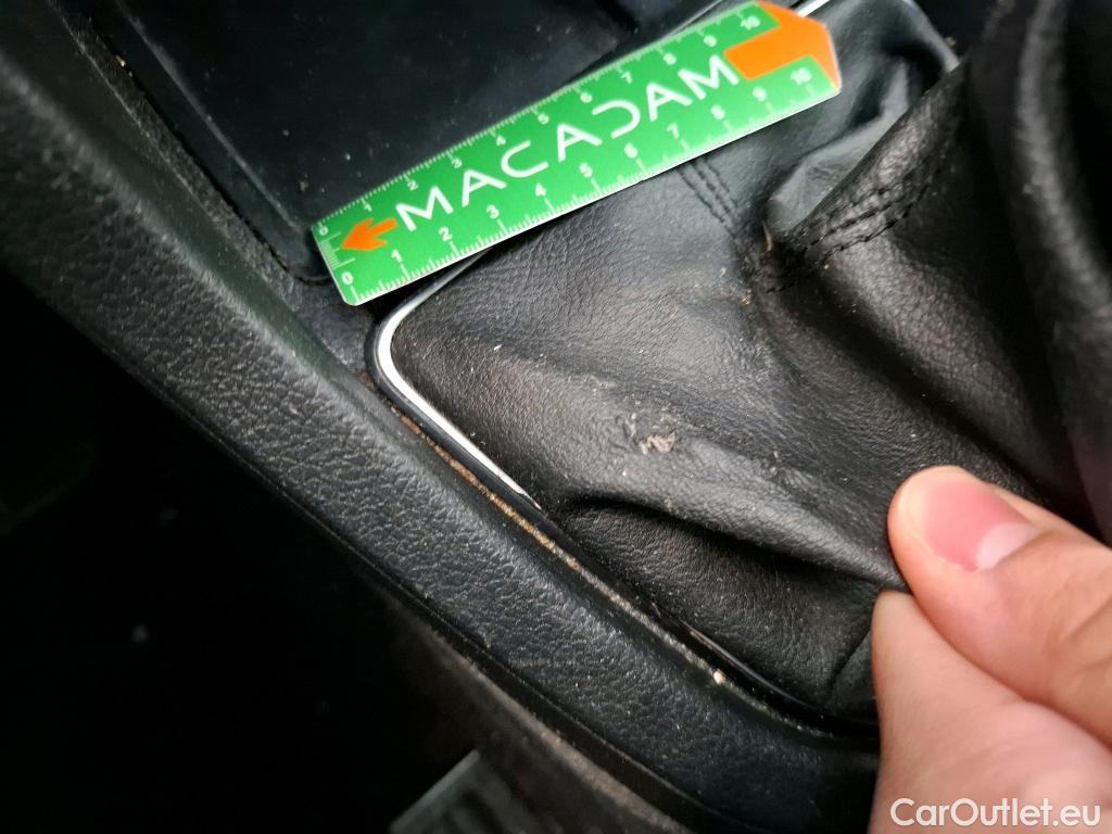  Volkswagen  Caddy VOLKSWAGEN  Van  2015  4P  Fourgonnette 20 TDI 75 Business Line Plus #29