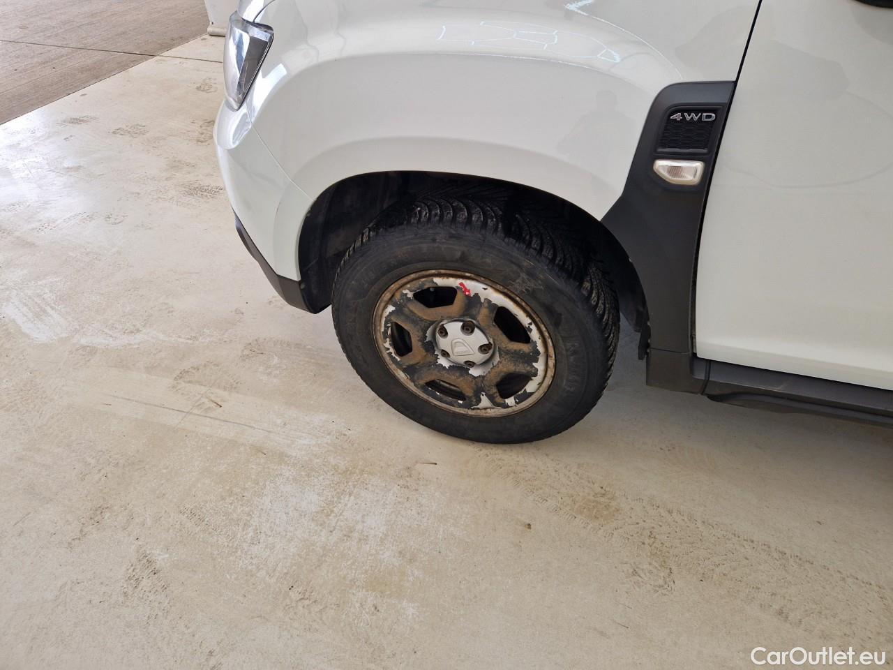  Dacia  Duster 1.5 Blue dCi 115CP Comfort 4WD #2