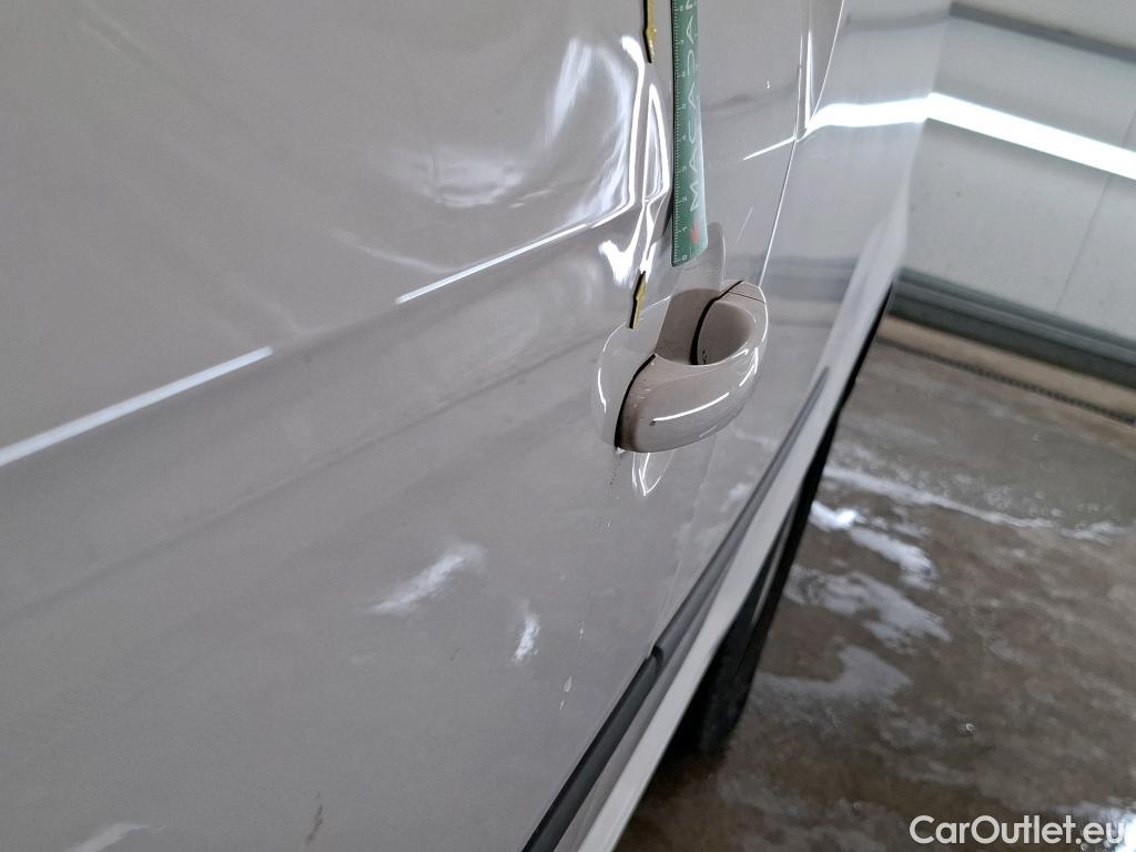  Volkswagen  Caddy VOLKSWAGEN  Van  2015  4P  Fourgonnette 20 TDI 75 Business Line Plus #33