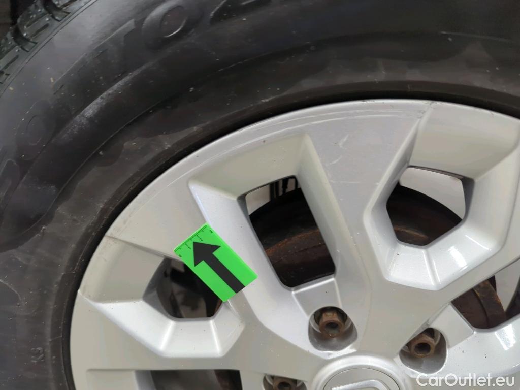  Dacia  Duster 1.5 Blue dCi 115CP Comfort 4WD #22