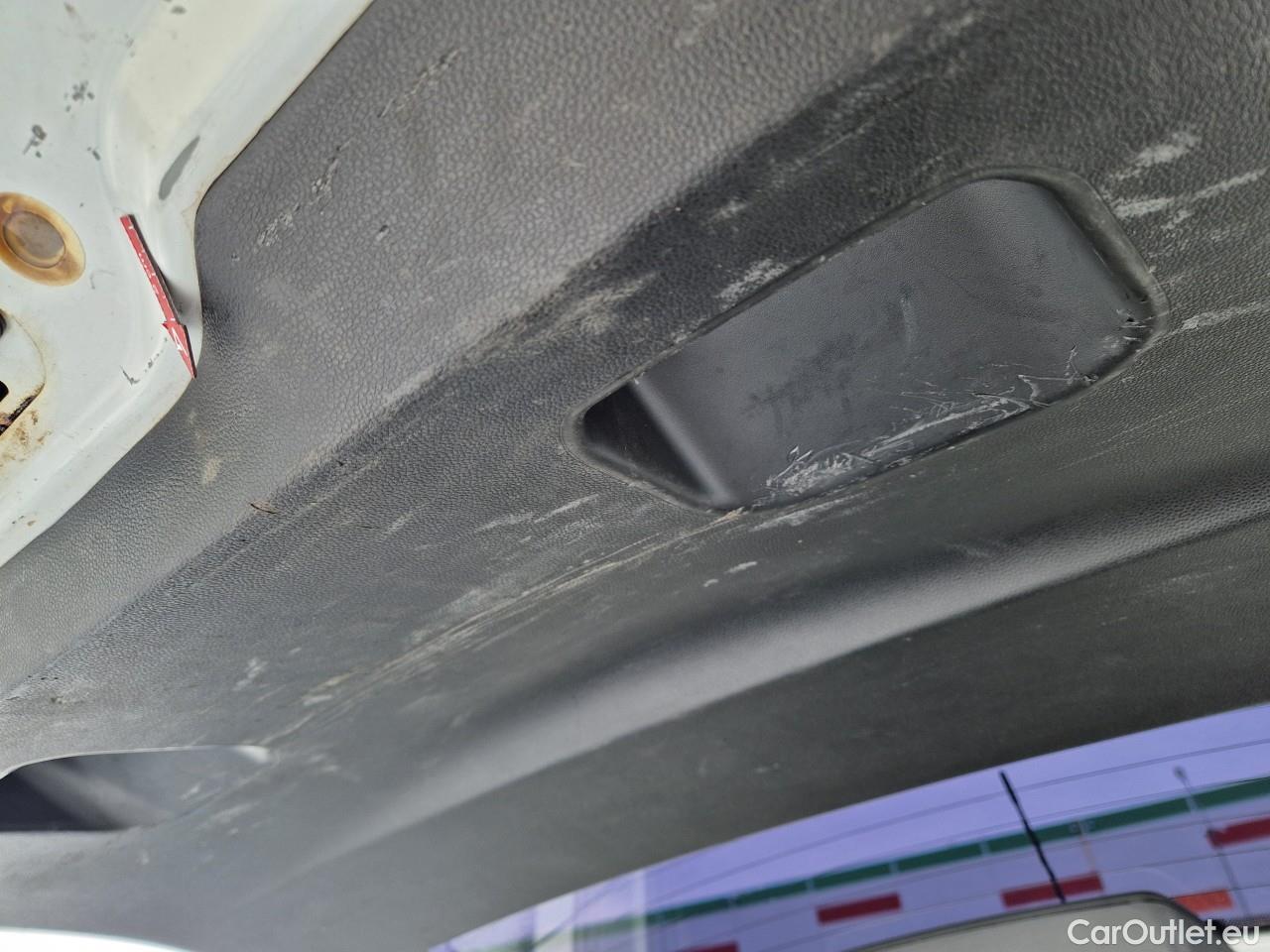  Dacia  Duster 1.5 Blue dCi 115CP Comfort 4WD #51