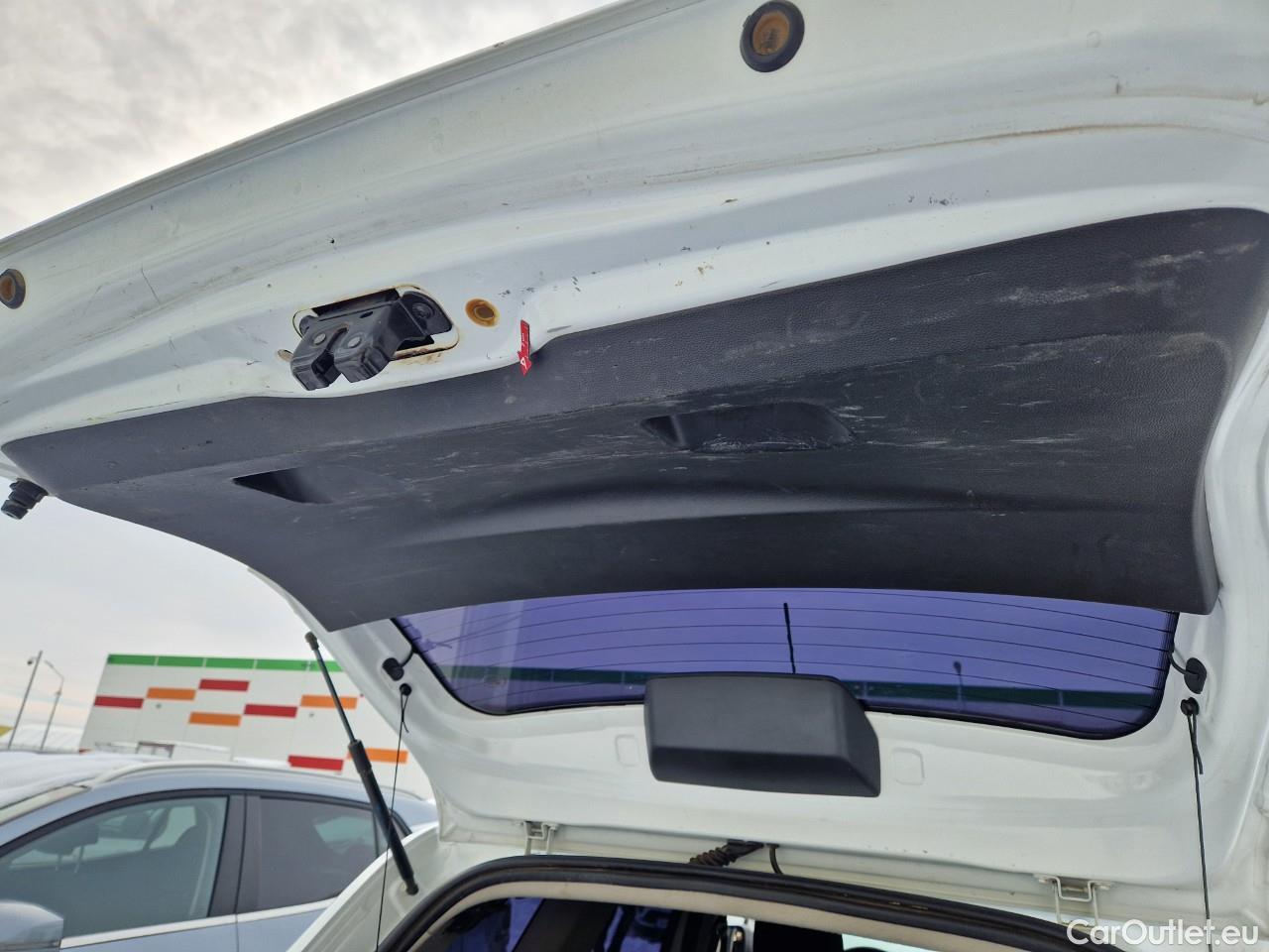  Dacia  Duster 1.5 Blue dCi 115CP Comfort 4WD #50