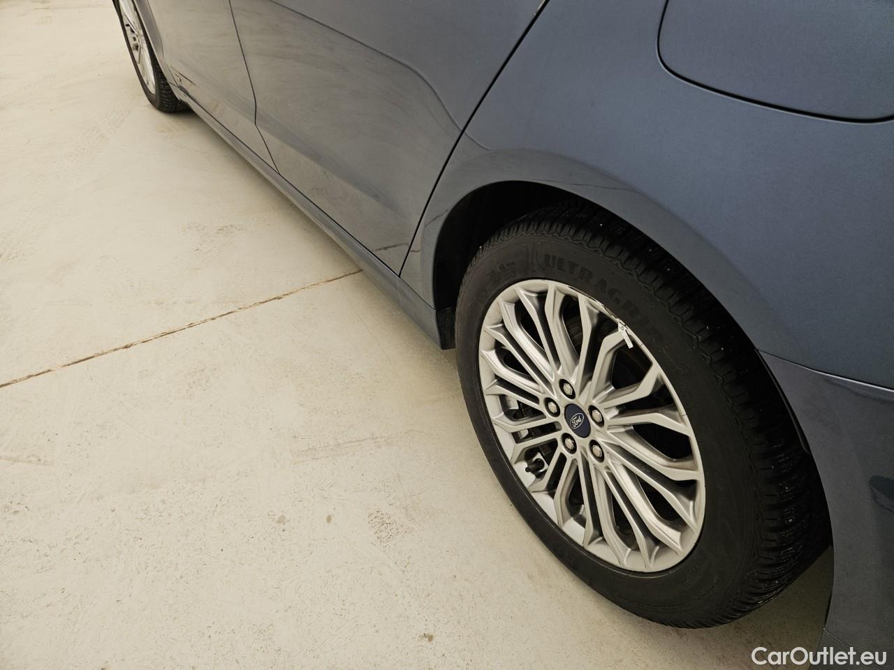  Ford  Mondeo 2.0 EcoBlue 190CP Titanium A8 AWD #55