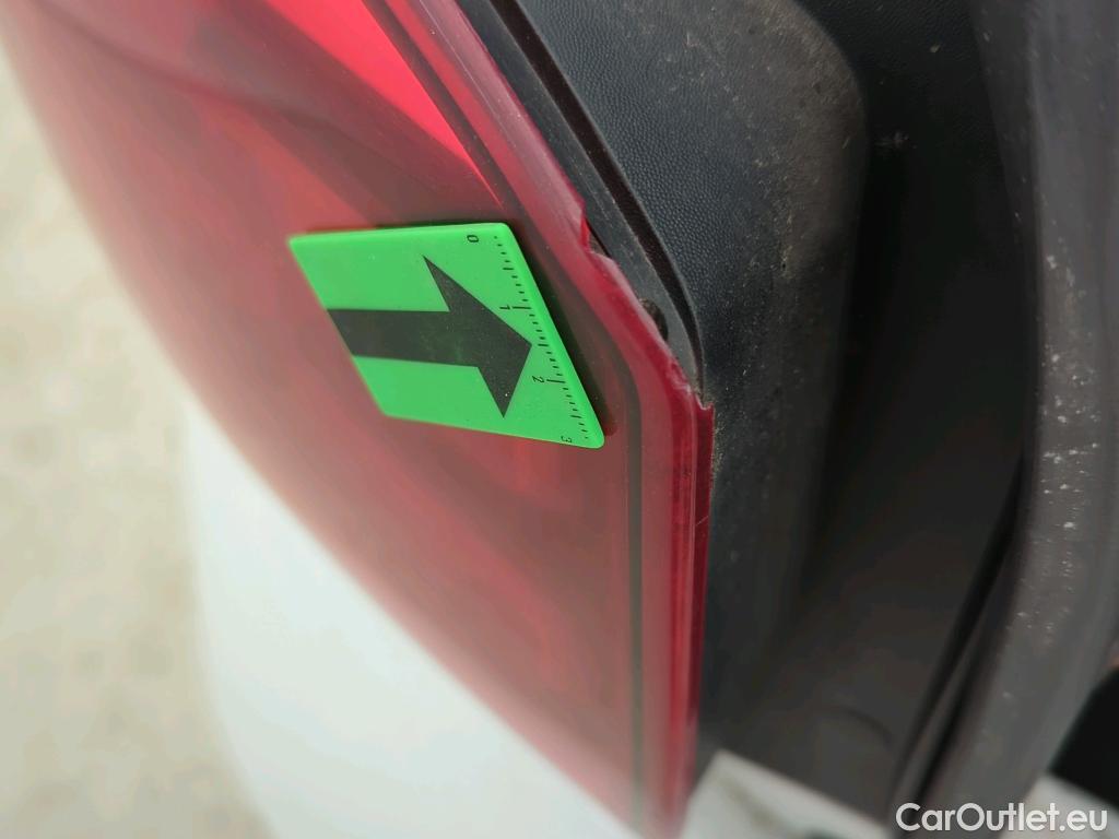  Dacia  Logan 1.5 Blue dCi 95CP Laureate #30