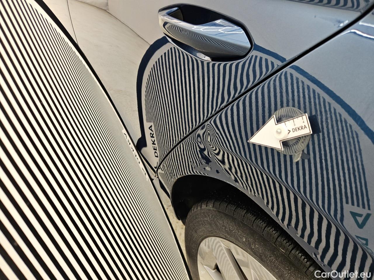  Skoda  Octavia 1.5 TSI MHEV Style Combi DSG #57