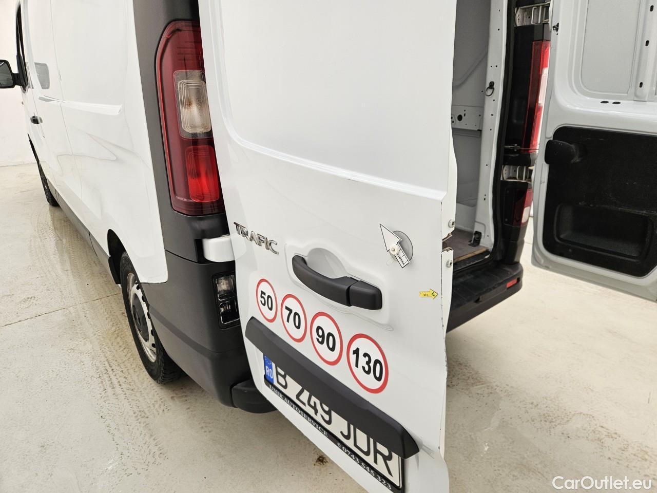  Renault  Trafic 2.0 Blue dCi 120CP Authentique L2H1 #54