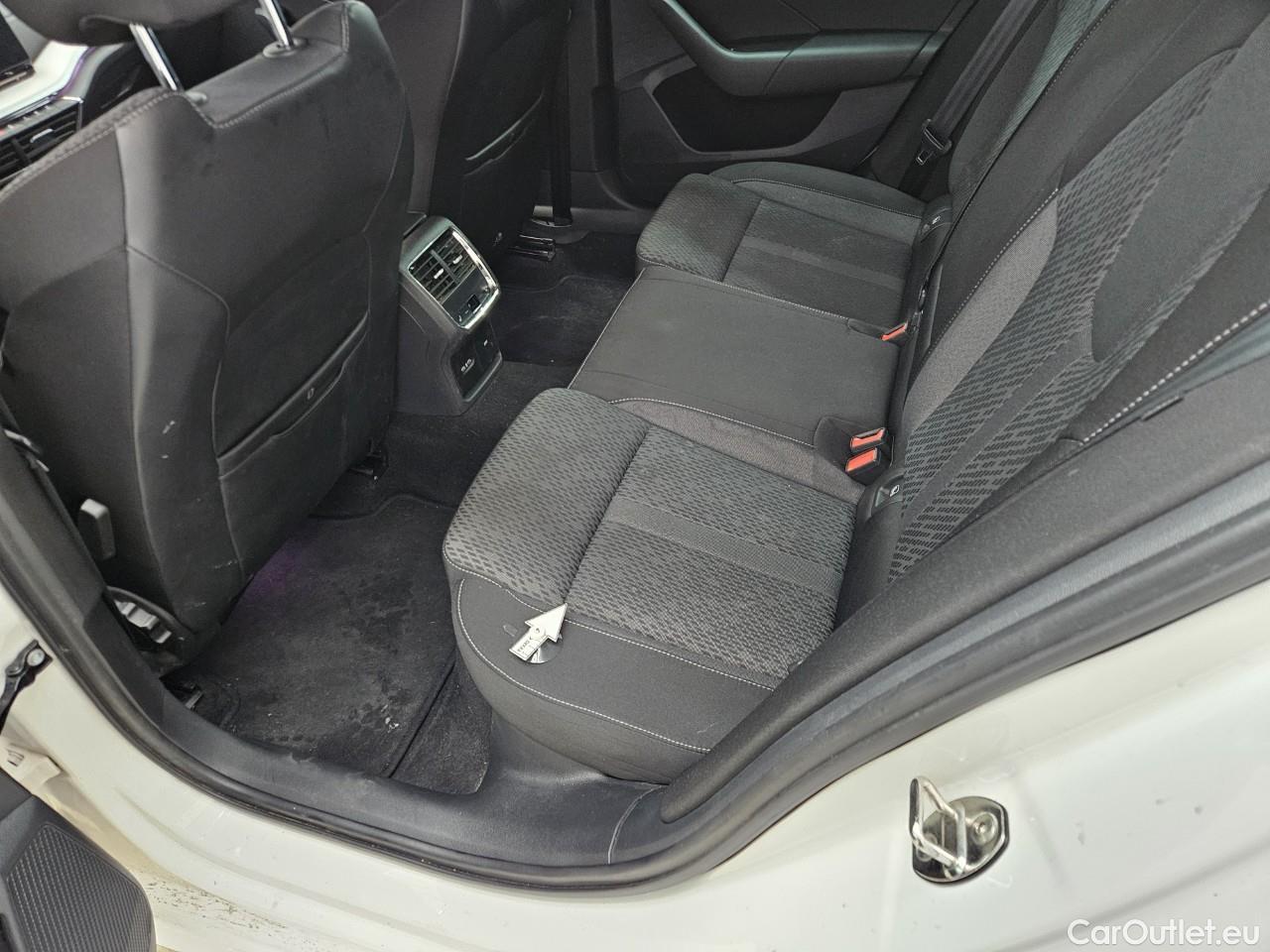  Skoda  Octavia 1.5 TSI MHEV Style DSG #50