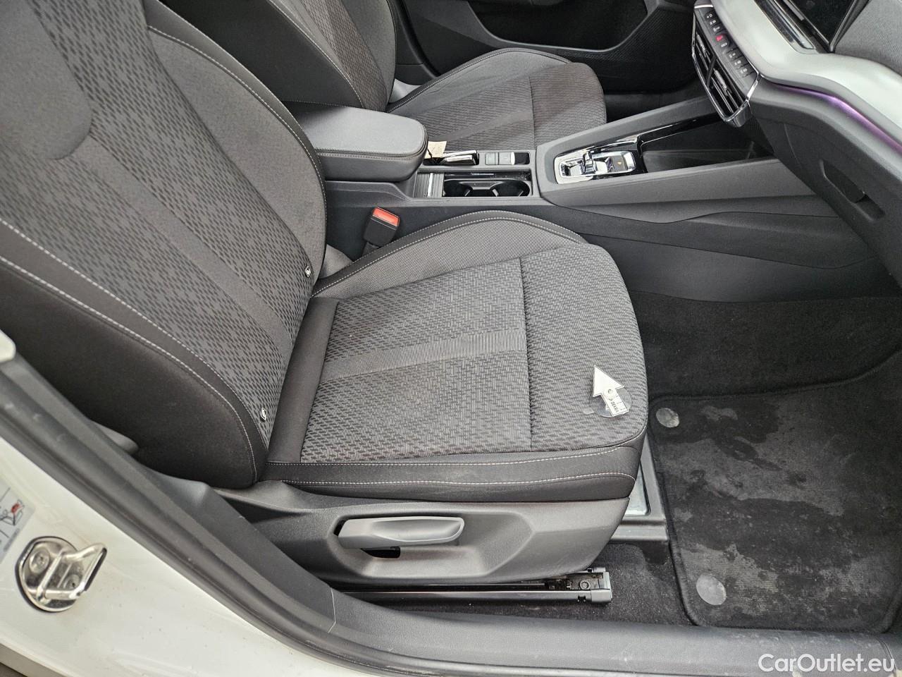  Skoda  Octavia 1.5 TSI MHEV Style DSG #47