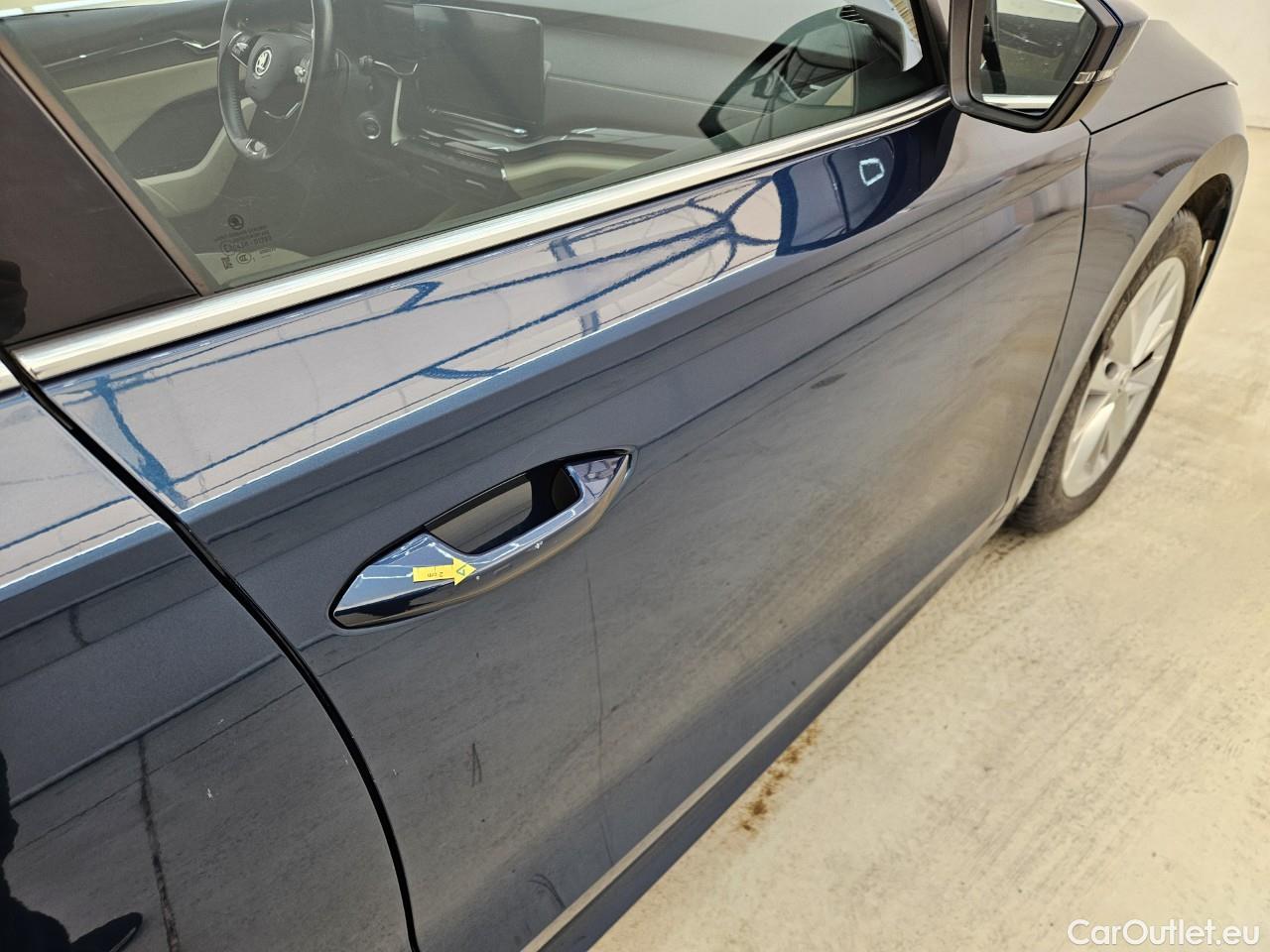  Skoda  Octavia 1.5 TSI MHEV Style Combi DSG #32