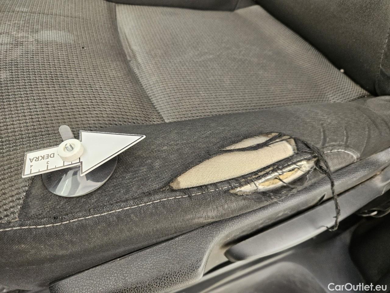  Renault  Trafic 2.0 Blue dCi 120CP Authentique L2H1 #68