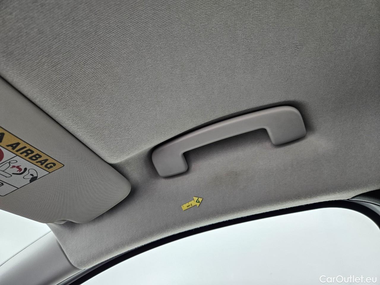  Renault  Clio 1.0 TCe 90CP Life #38