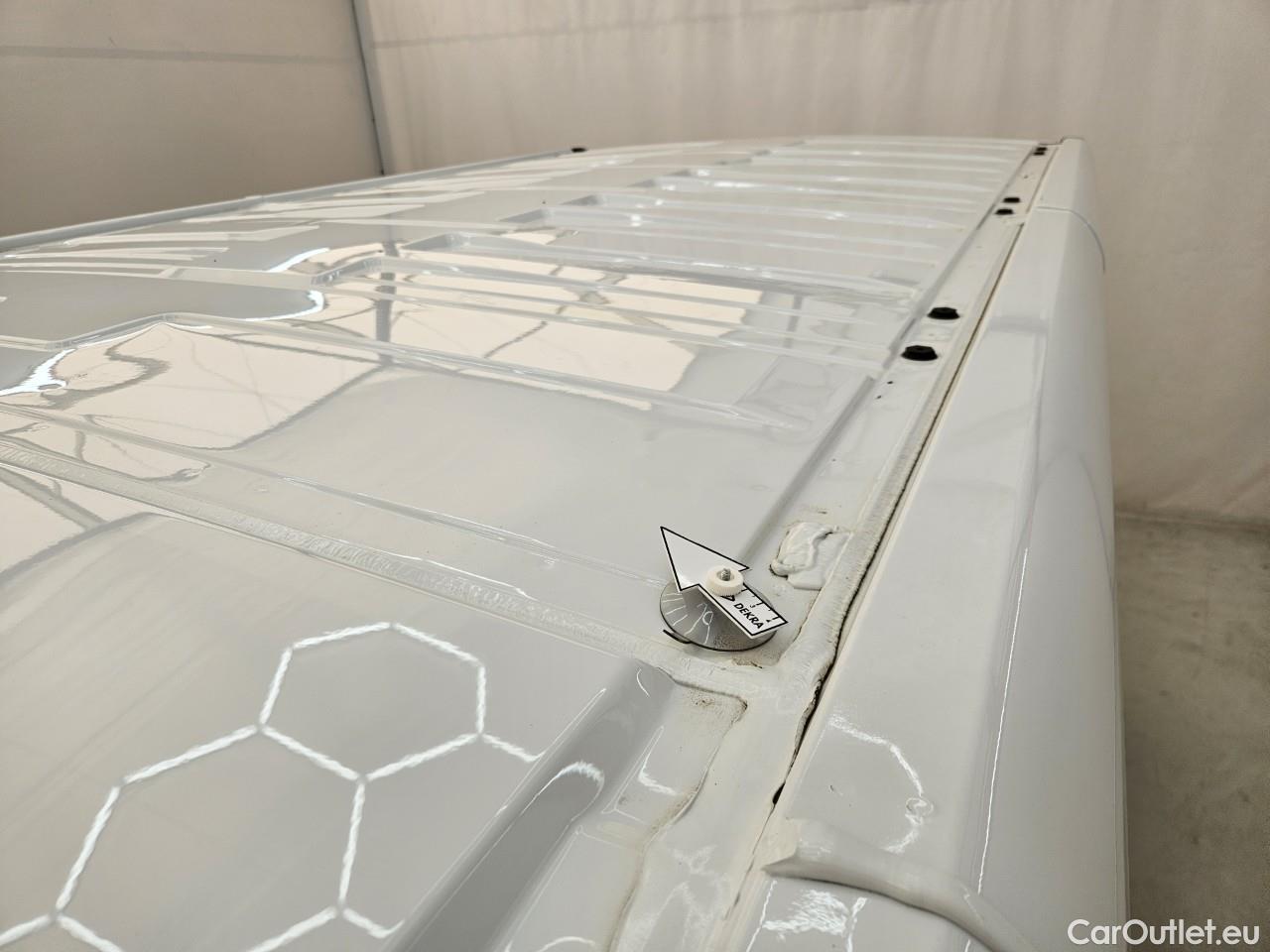  Renault  Trafic 2.0 Blue dCi 120CP Authentique L2H1 #64