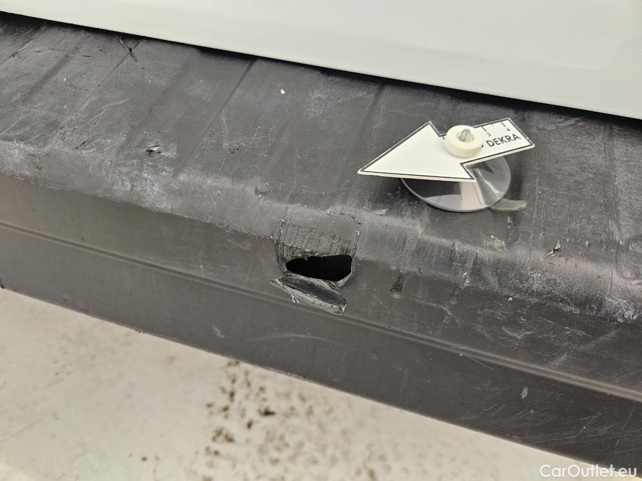  Renault  Trafic 2.0 Blue dCi 120CP Authentique L2H1 #42