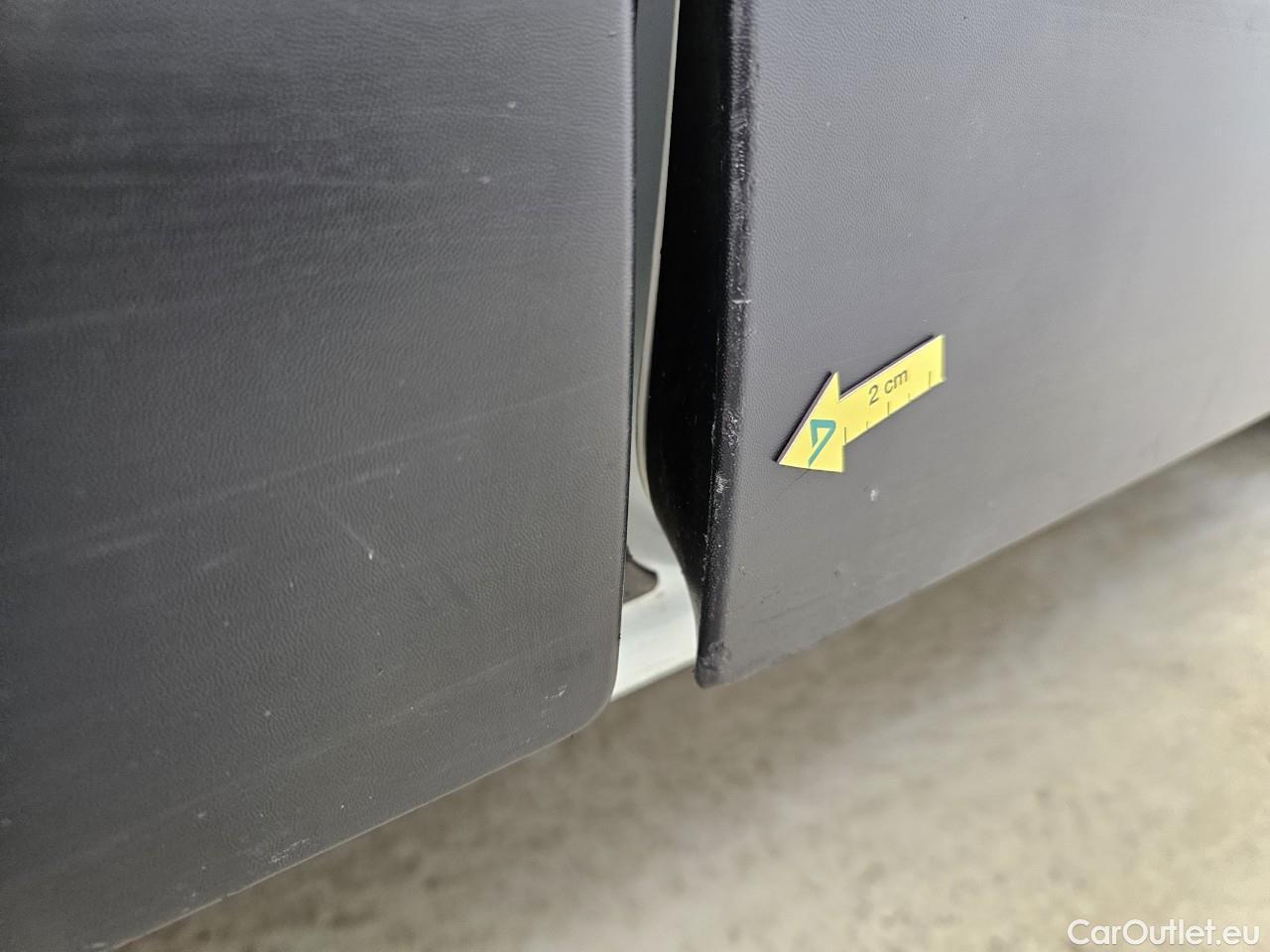  Renault  Trafic 2.0 Blue dCi 120CP Authentique L2H1 #34