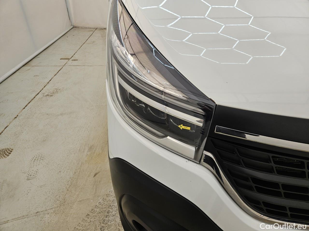  Renault  Trafic 2.0 Blue dCi 120CP Authentique L2H1 #16