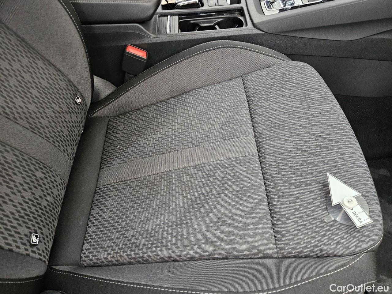  Skoda  Octavia 1.5 TSI MHEV Style DSG #48