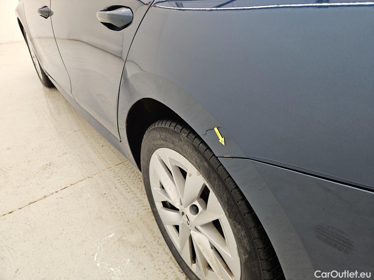  Skoda  Octavia 1.5 TSI MHEV Style Combi DSG #58