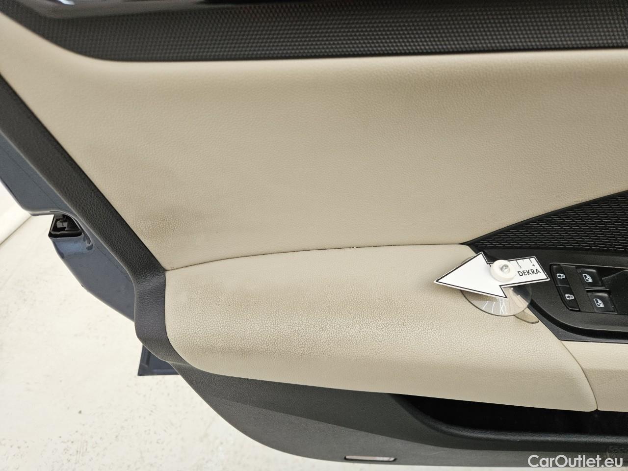  Skoda  Octavia 1.5 TSI MHEV Style Combi DSG #68