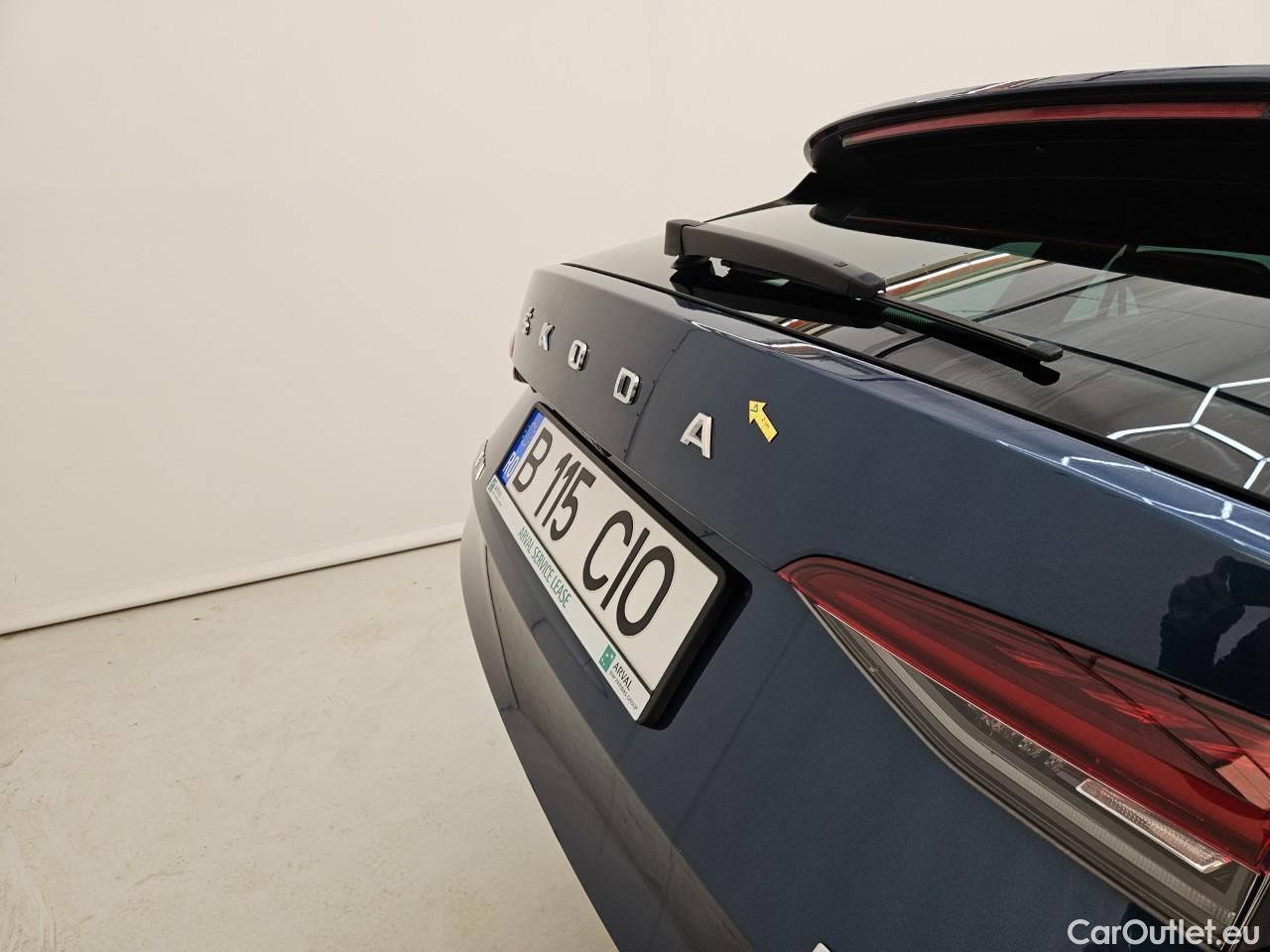  Skoda  Octavia 1.5 TSI MHEV Style Combi DSG #54