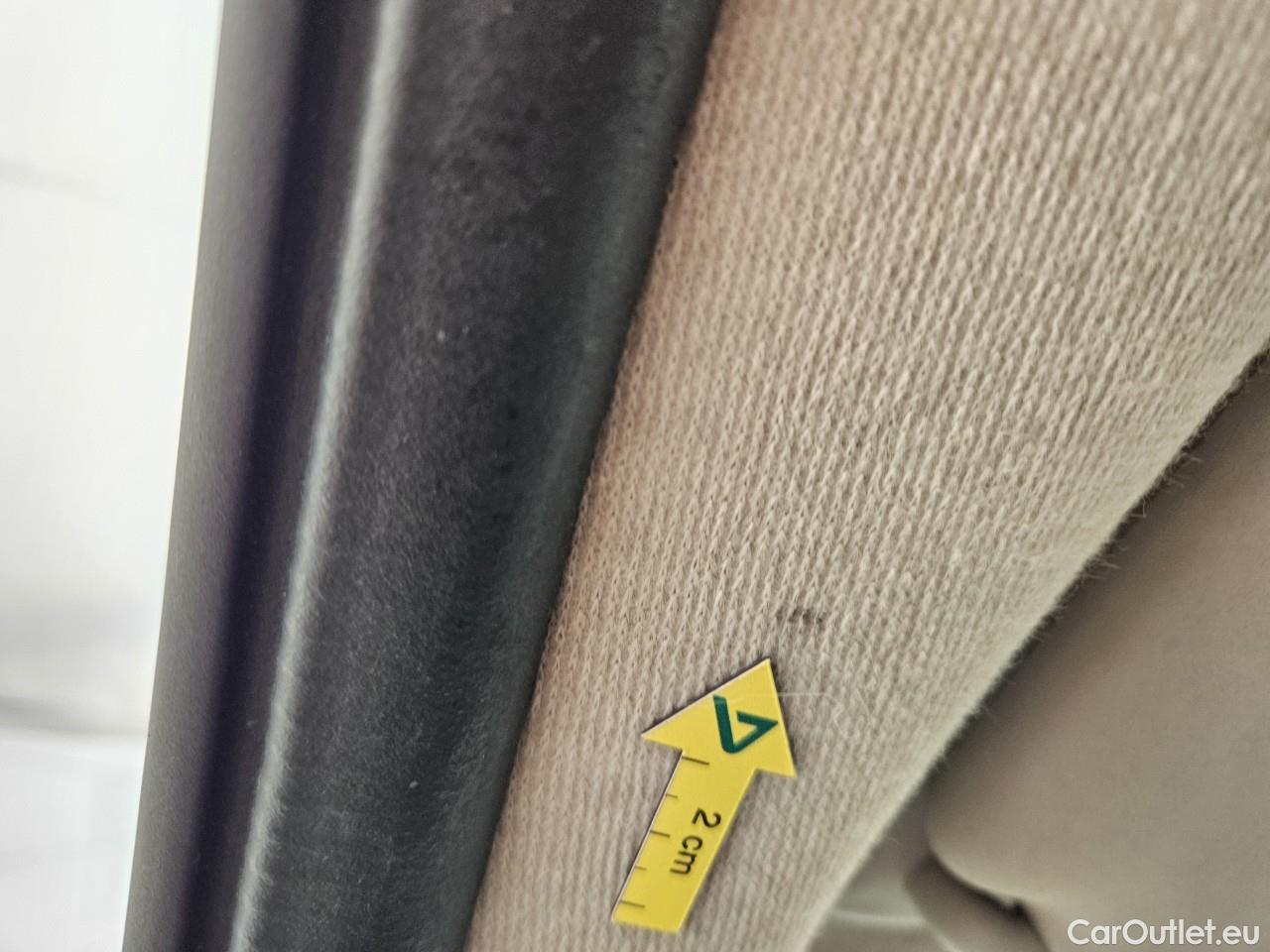  Renault  Trafic 2.0 Blue dCi 120CP Authentique L2H1 #74