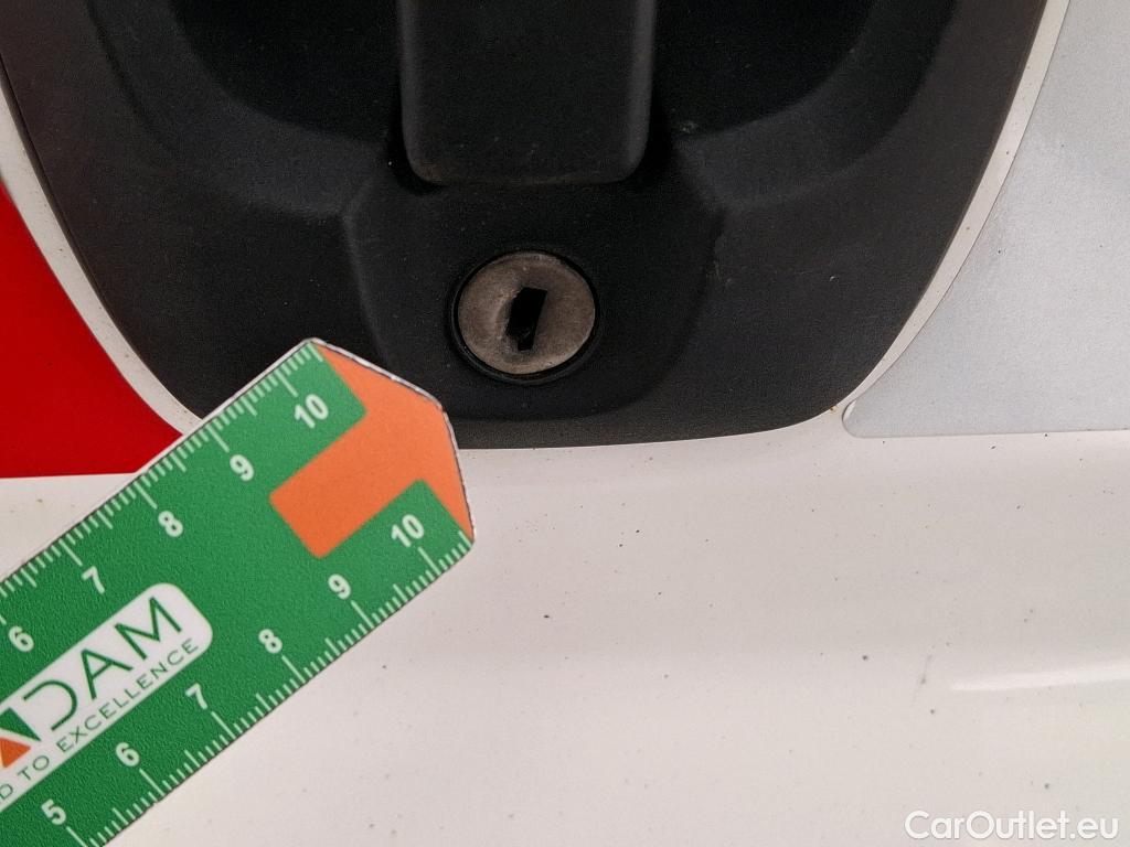  Citroen  Jumper  VU 4p Fourgon 35 L2H2 BlueHDi 130 S&S BVM6 Club #36