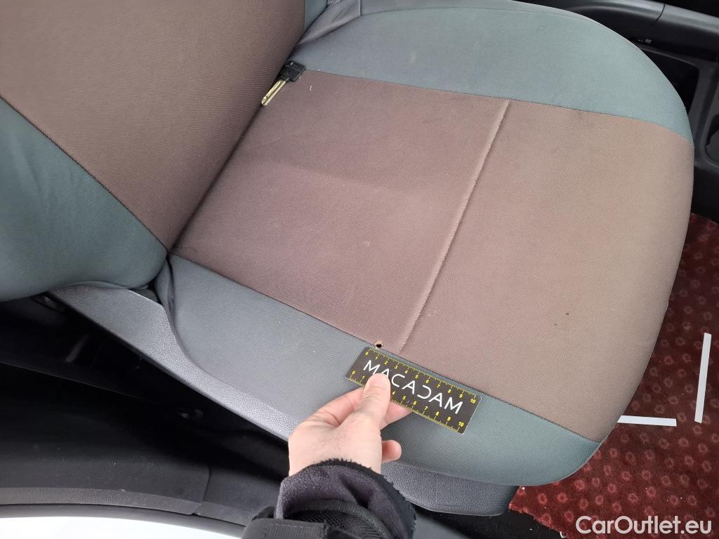  Opel  Combo OPEL  / 2018 / 4P / Fourgonnette 1.5 diesel 100chL1H1/stand CARGO PACK C #55