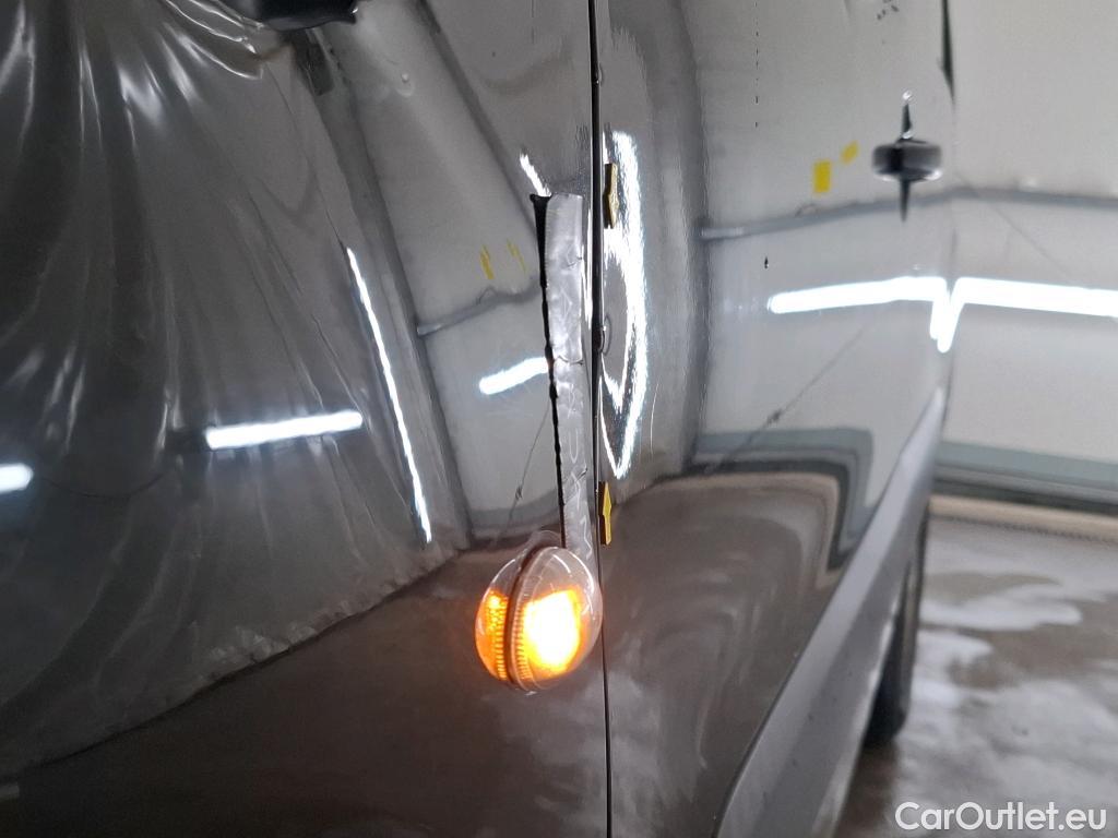  Citroen  Berlingo CITROEN  VU 3p Fourgonnette HDi 75 Club 2 places Court #24