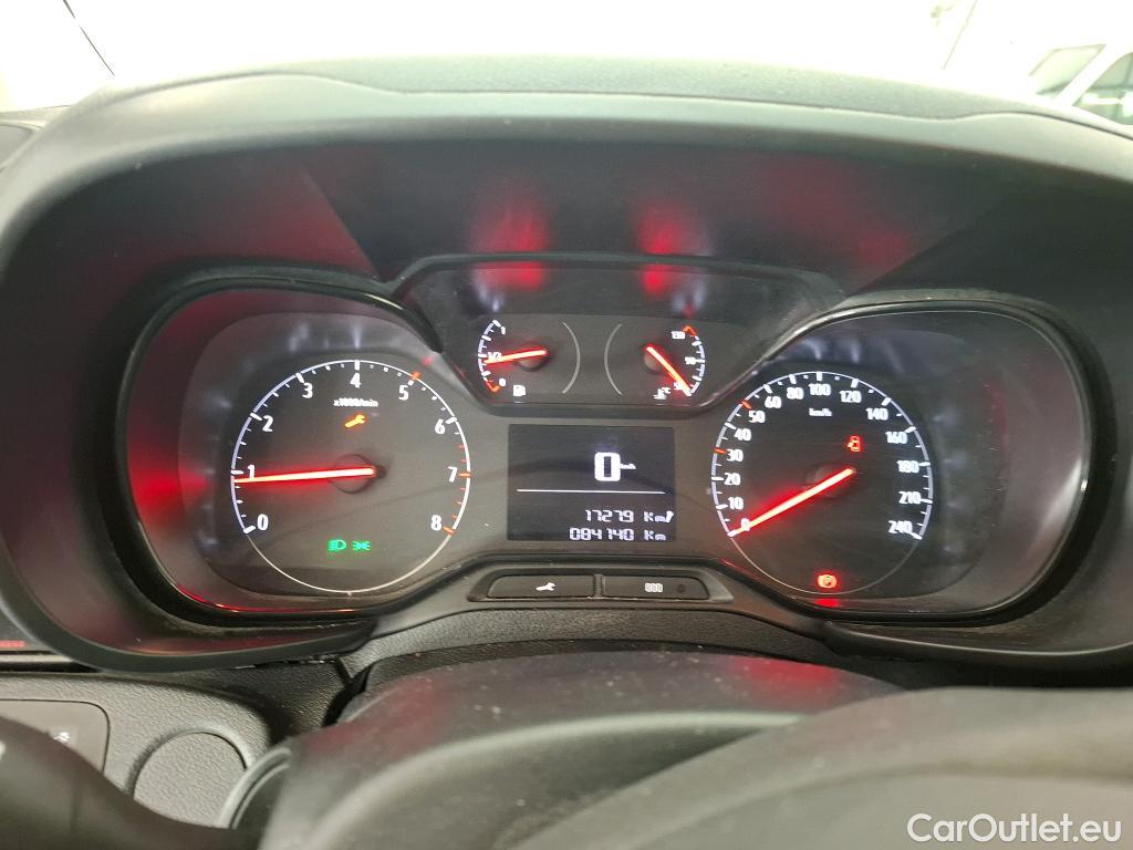  Opel  Combo OPEL  / 2018 / 4P / Fourgonnette 1.5 diesel 100chL1H1/stand CARGO PACK C #57