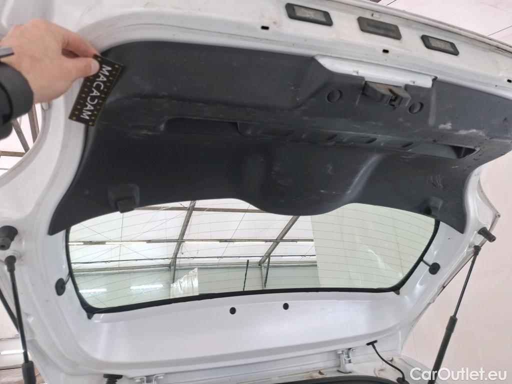  Citroen  C3  Société Feel 1.5 BlueHDI 100CV BVM5 E6dT #20