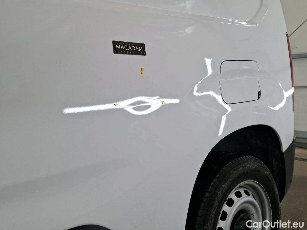  Opel  Combo OPEL  / 2018 / 4P / Fourgonnette 1.5 diesel 100chL1H1/stand CARGO PACK C #6